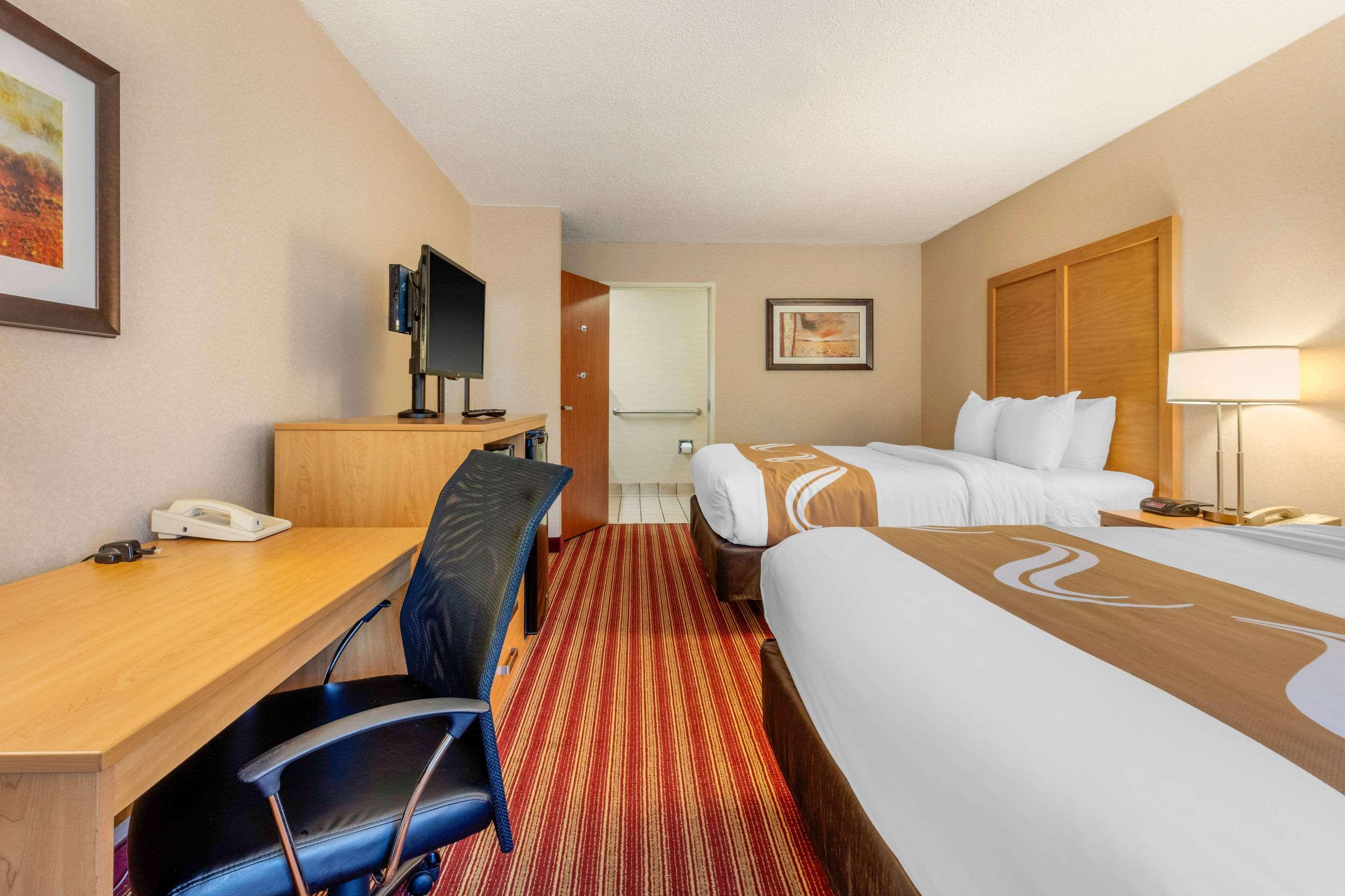 Quality Inn Exit 4 Clarksville Eksteriør billede